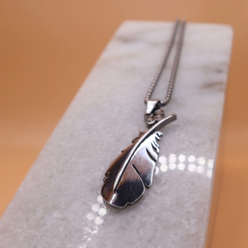 Silver Feather Pendant & Necklace